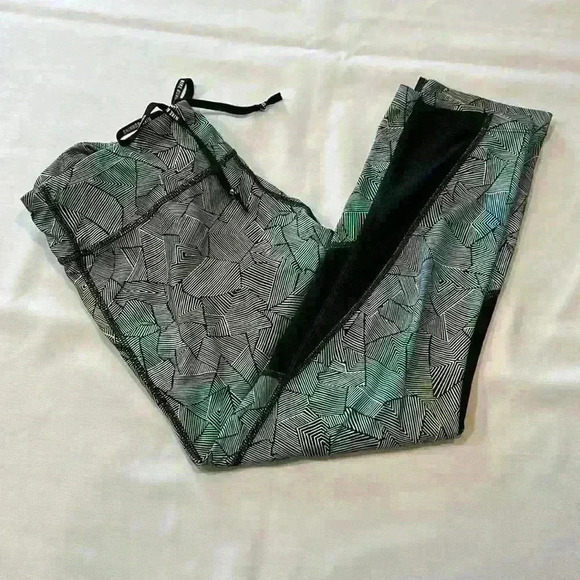 Nike Dri- FIT Leggings - Picture 13 of 16